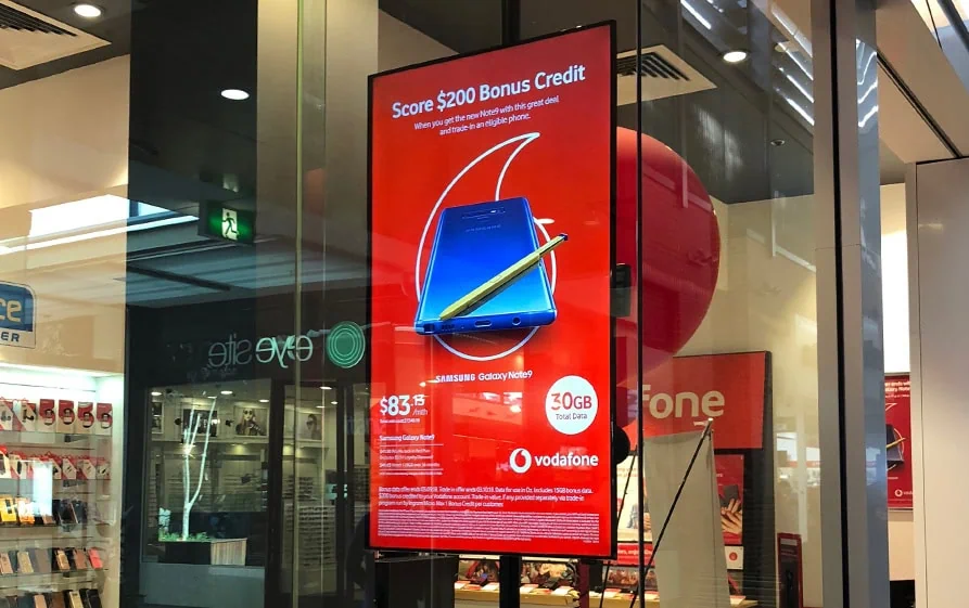 digital signage window displays